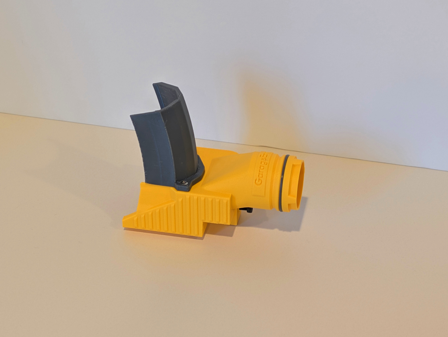 Vacuum Adapter for DeWALT DCS391 20v Circular Saw (Airlock Compatible)
